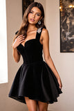 Sweetheart Black A Line Satin Short Prom Dress