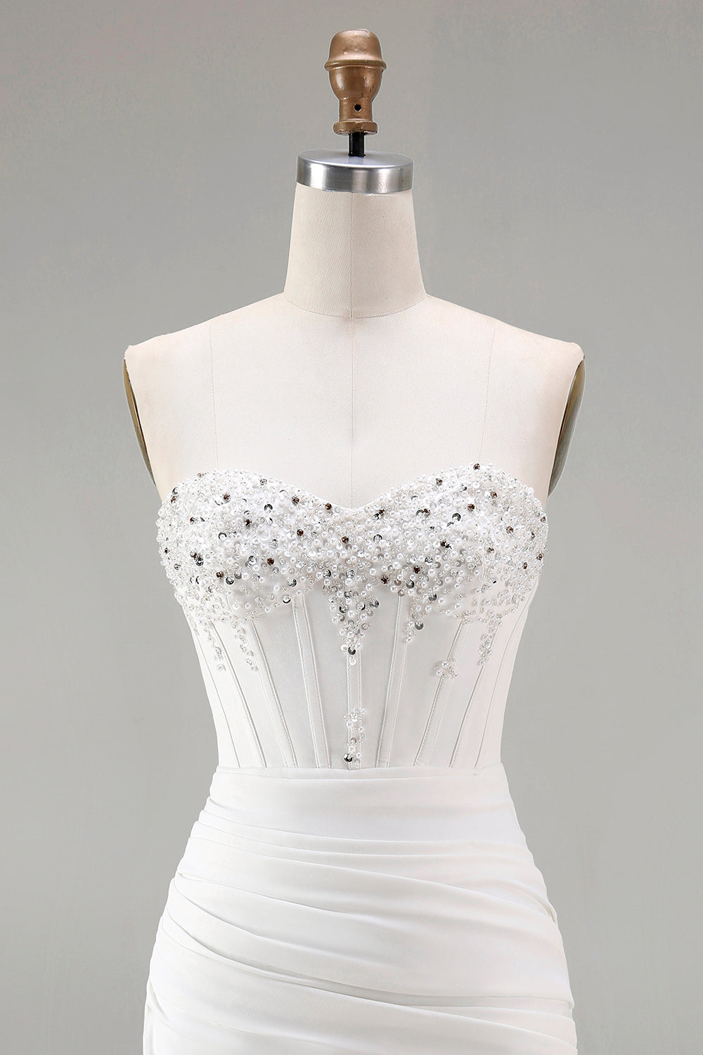 Sparkly White Tight Sweetheart Short Cocktail Dress with Beading