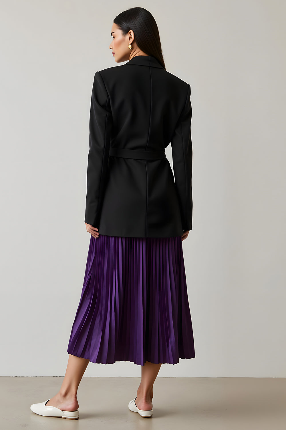 Black and Purple 2 Piece Long Sleeves Peak Lapel A-Line Pleated Business Suits