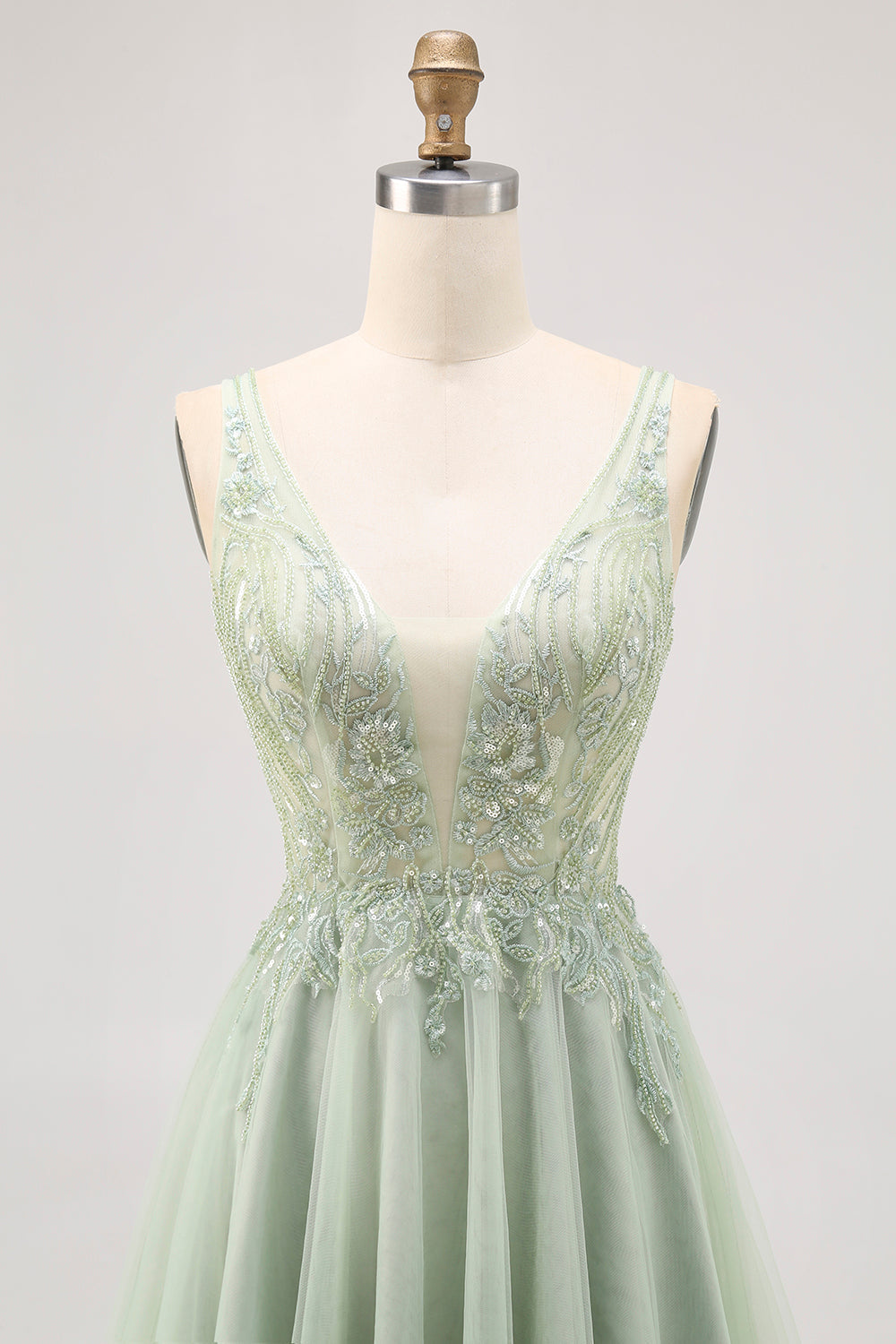 Sparkly Green Tulle V-Neck Beaded Short A Line Prom Dress