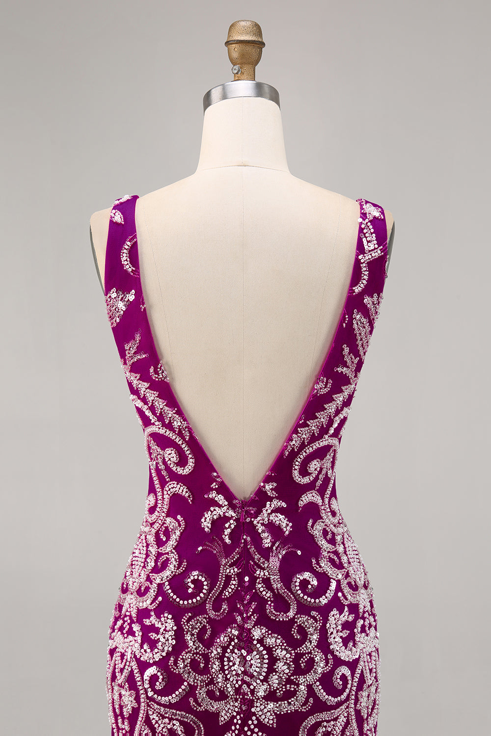 Sparkly Fuchsia V-Neck Tight Backless Mini Prom Dress with Beading