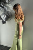 Gorgeous Green Off the Shoulder Sheath Ruched Maxi Formal Dress