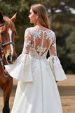 Tulle White Flare Sleeves Ball Gown Wedding Dress with Appliques