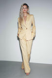 Yellow 2 Piece Peak Lapel Business Suits with Button