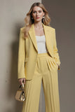 Yellow Pleated Notched Lapel 2 Piece Business Suits with Pockets