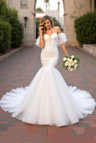 Tulle Sweetheart Ivory Sweep Train Mermaid Wedding Dress with Sleeves