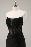 Black Corset Bodycon Ruched Satin Short Prom Dress with Lace
