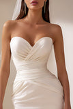 White Sweetheart Bodycon Ruched Short Wedding Dress