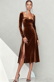 Emerald Green Velvet Midi Formal Dress with Sleeves
