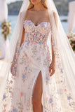 Appliqued Floor-Length White Floral Corset Beach Wedding Dress with Veils