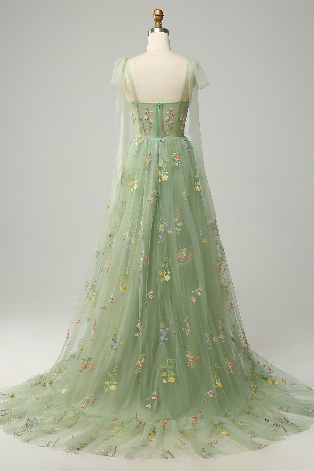 Leely Women Green Tulle A Line Corset Plus Size Prom Dress with Embroidered Spaghetti Straps Party Dress leelyuk Leely Women Green Tulle A Line Corset Plus Size Prom Dress with Embroidered Spaghetti Straps Party Dress leelyuk